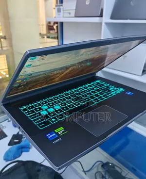 New Laptop MSI GP66 Raider 10GU 16GB Intel Core I7 SSD 1T