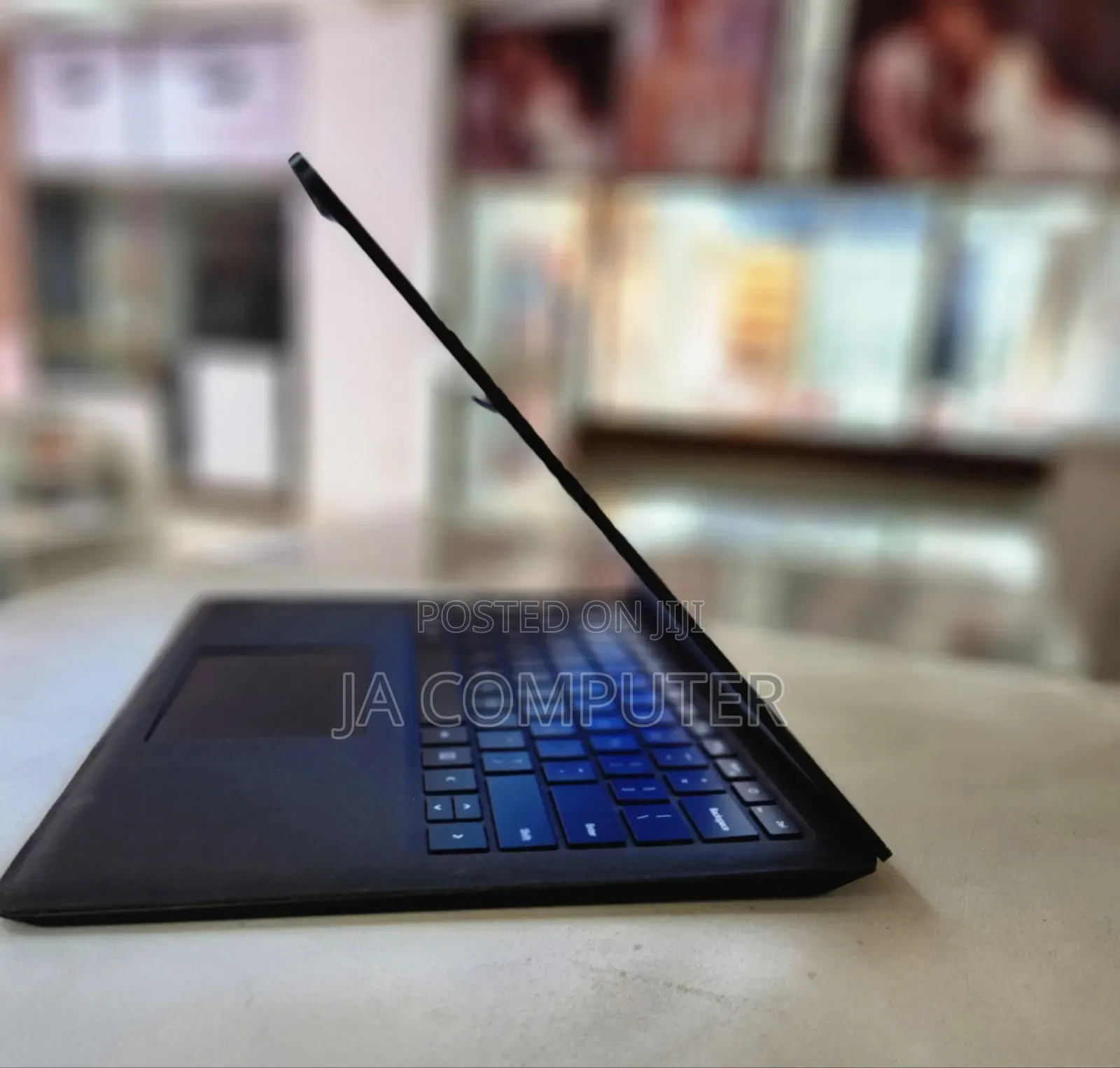 New Laptop Microsoft Surface 16GB Intel Core I7 SSD 512GB