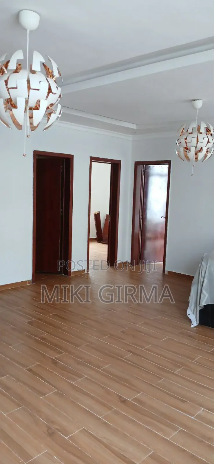 7bdrm Townhouse/Terrace in ፊጋ, Bole for sale