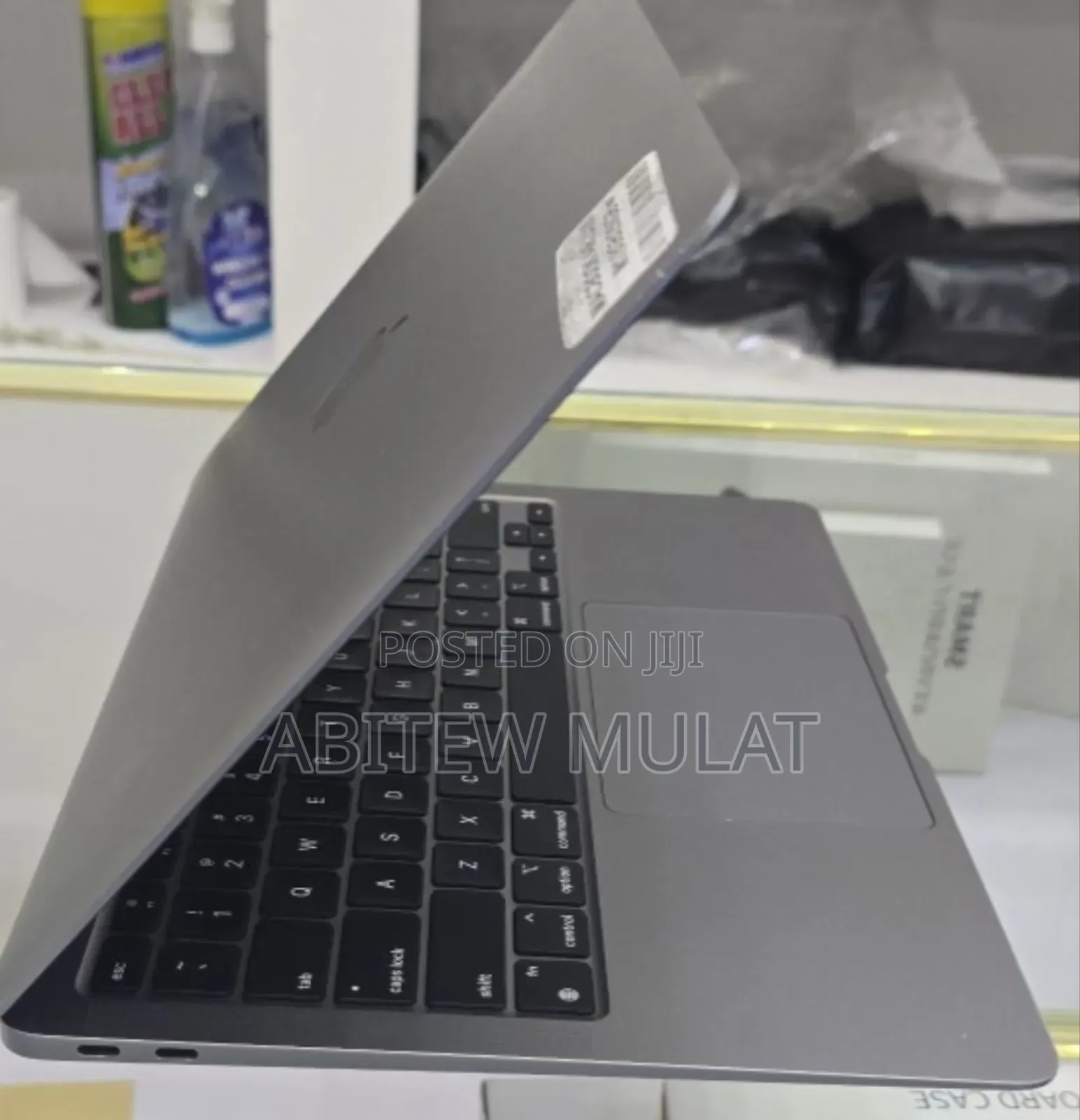 New Laptop Apple MacBook Air 2020 M1 8GB Apple M1 SSD 256GB