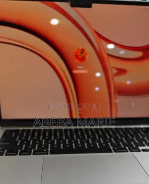 New Laptop Apple MacBook Air 2022 M2 8GB Apple M2 SSD 256GB