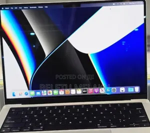 Photo - New Laptop Apple MacBook Pro M1 16GB Apple M3 Max SSD 512GB