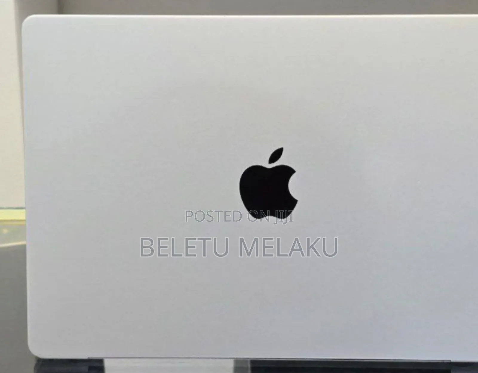 New Laptop Apple MacBook Pro M1 16GB Apple M3 Max SSD 512GB