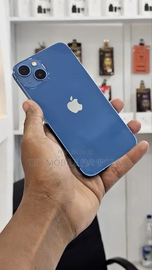 Apple iPhone 13 128 GB