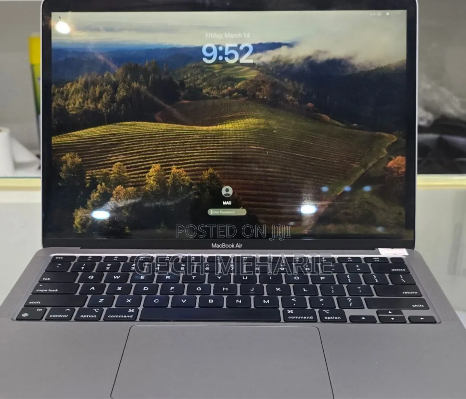 New Laptop Apple MacBook Air 2020 M1 8GB Apple M1 SSD 256GB