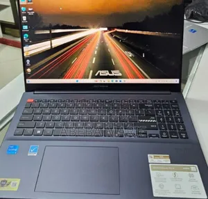 New Laptop Asus VivoBook 15 X505BA 16GB Intel Core I5 SSD 512GB