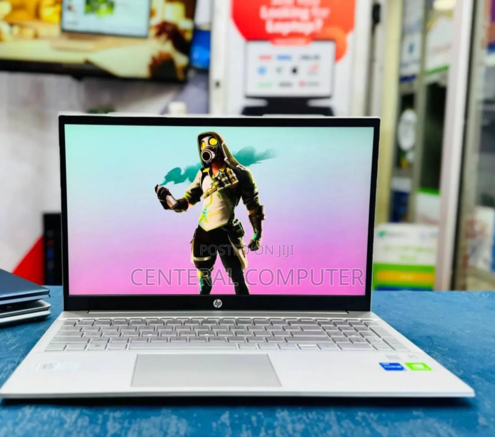 New Laptop HP Pavilion 15-Eh0050wm 16GB Intel Core I7 SSD 512GB