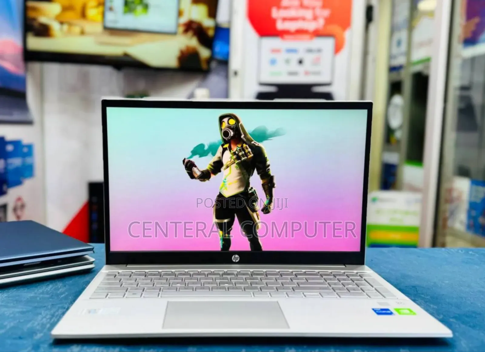 New Laptop HP Pavilion 15-Eh0050wm 16GB Intel Core I7 SSD 512GB