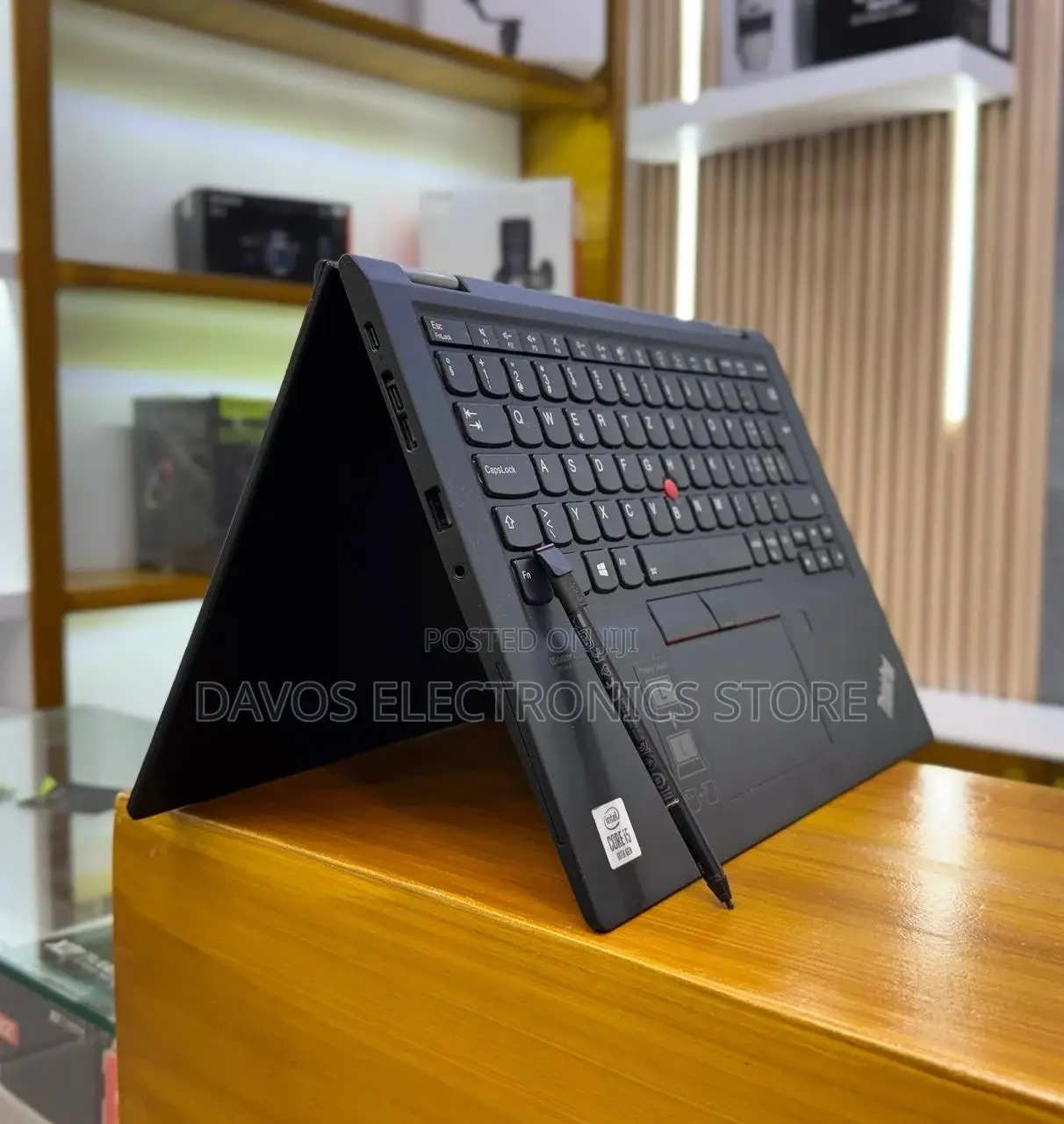 New Laptop Lenovo ThinkPad Yoga 8GB Intel Core I5 SSD 512GB