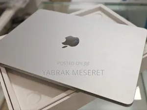 Photo - New Laptop Apple MacBook Air 2023 M2 8GB Apple M2 SSD 256GB