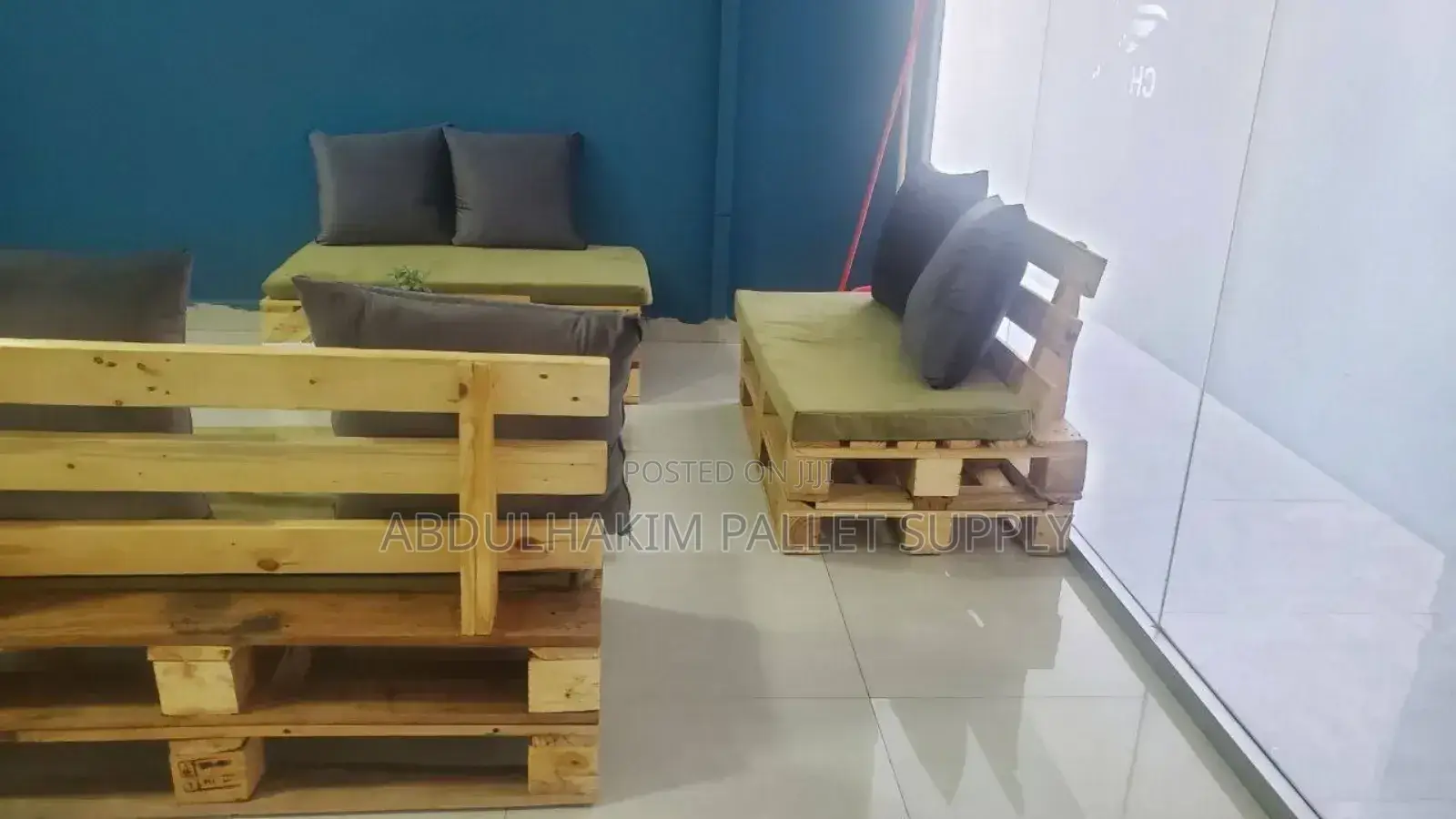 Pallet Sofa