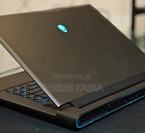 New Laptop Alienware M17x R2 32GB Intel Core I9 SSD 1T