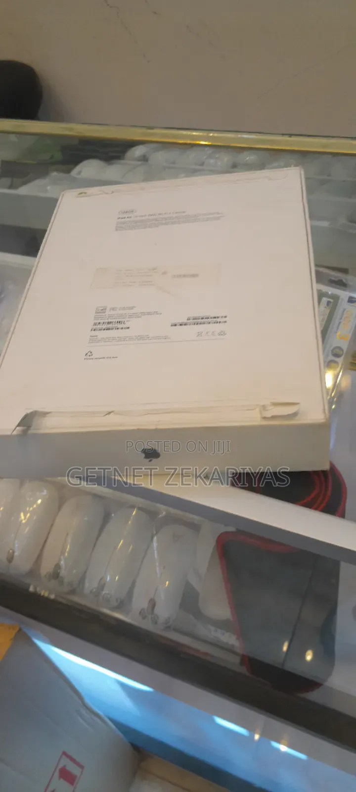 New Apple iPad Air 128 GB