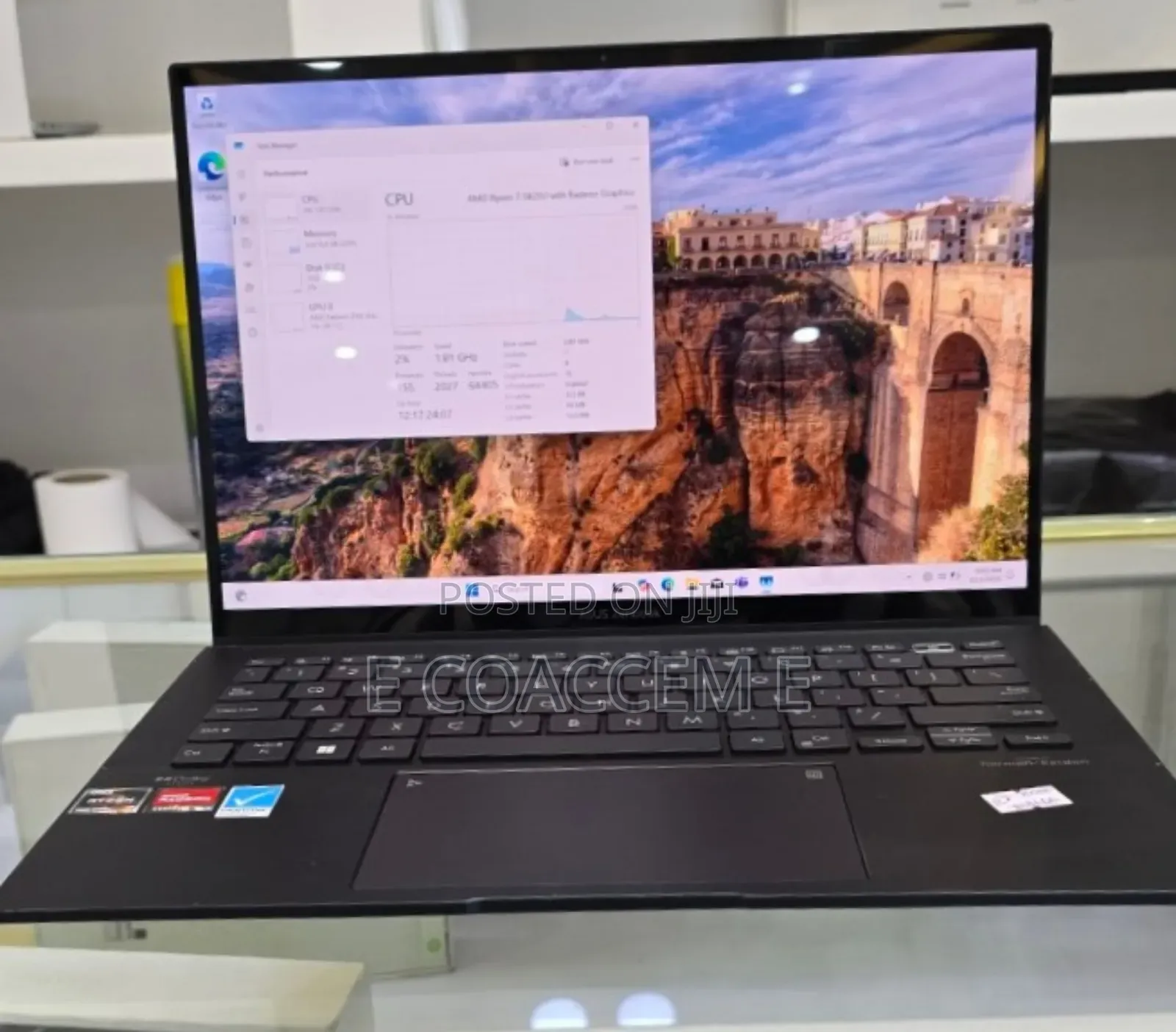 New Laptop Asus 16GB AMD Ryzen 5 SSD 1T