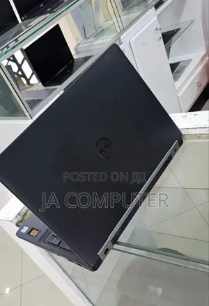 New Laptop Dell Precision 15 5510 16GB Intel Core I7 SSD 512GB