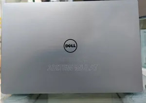 New Laptop Dell Precision 15 5520 16GB Intel Core I7 SSD 512GB