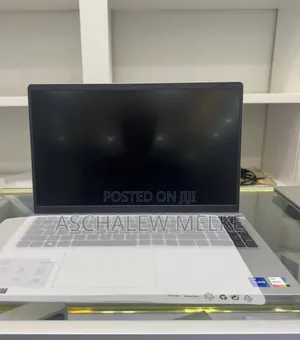 Photo - New Laptop Dell Inspiron 15 16GB Intel Core I7 SSD 1T