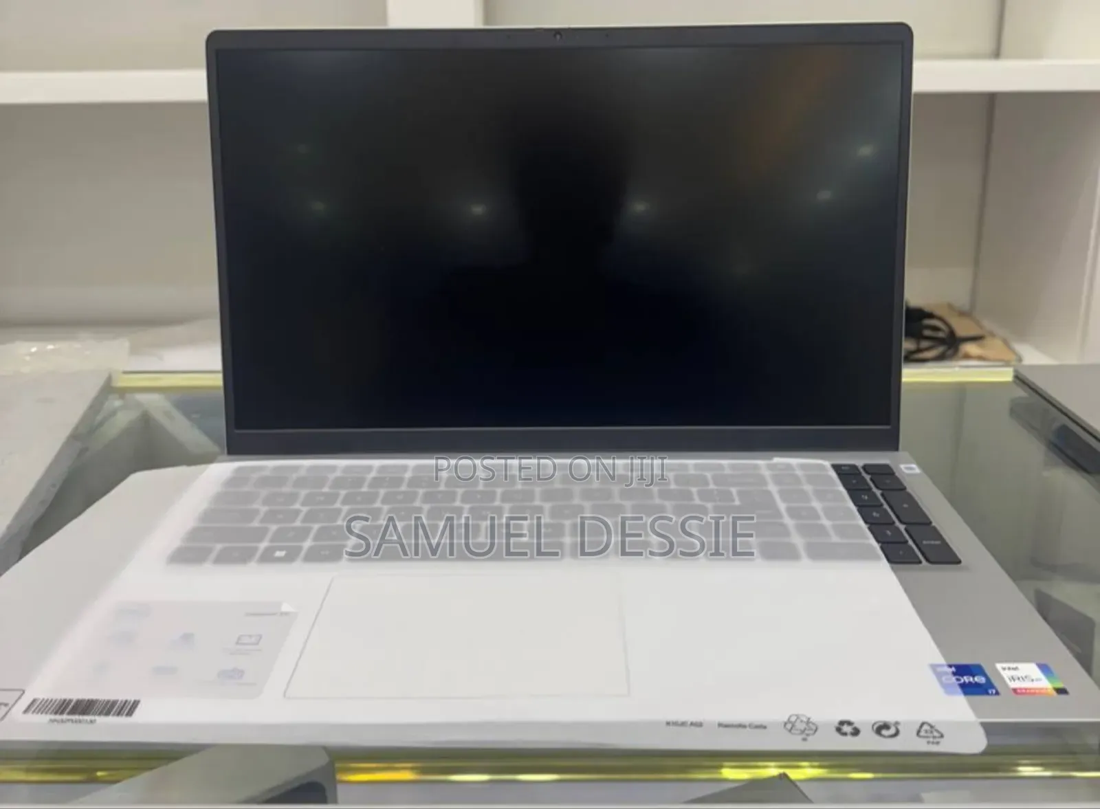 New Laptop Dell Inspiron 15 16GB Intel Core I7 SSD 1T