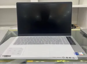 New Laptop Dell Inspiron 15 16GB Intel Core I7 SSD 1T