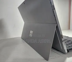 New Laptop Microsoft Surface 8GB Intel Core I5 SSD 128GB