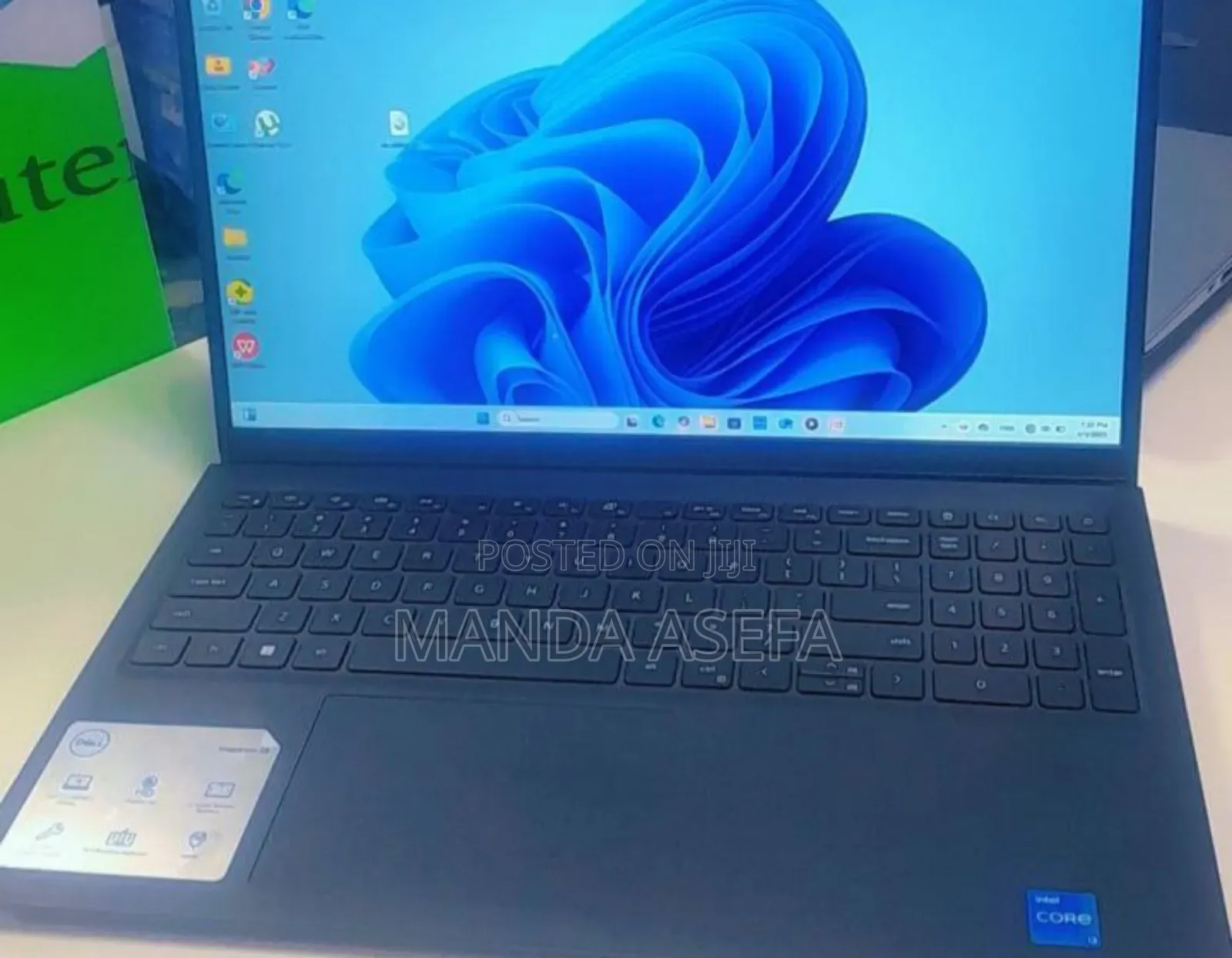 New Laptop Dell Inspiron 15 8GB Intel Core i3 SSD 512GB