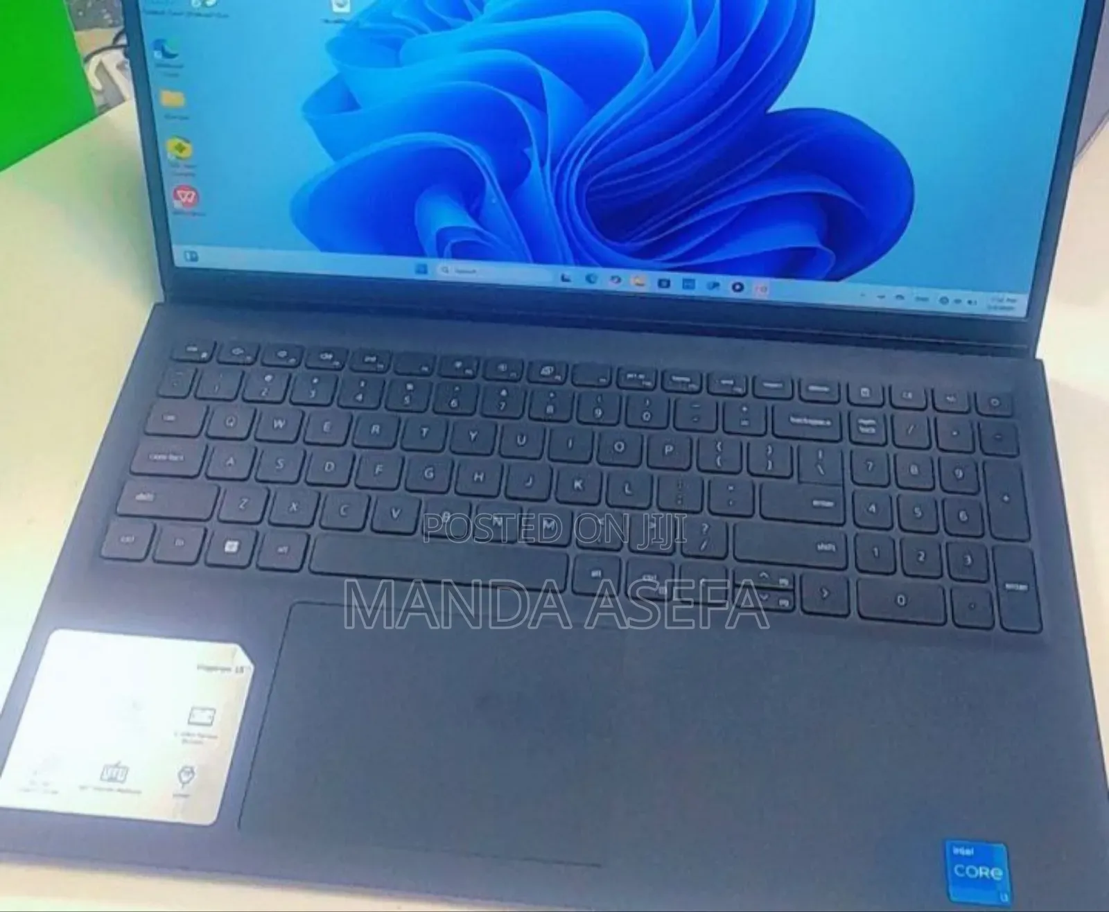 New Laptop Dell Inspiron 15 8GB Intel Core i3 SSD 512GB