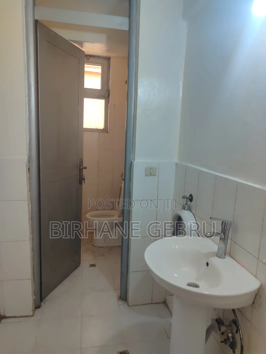 Apartiment Rent for Office or Business