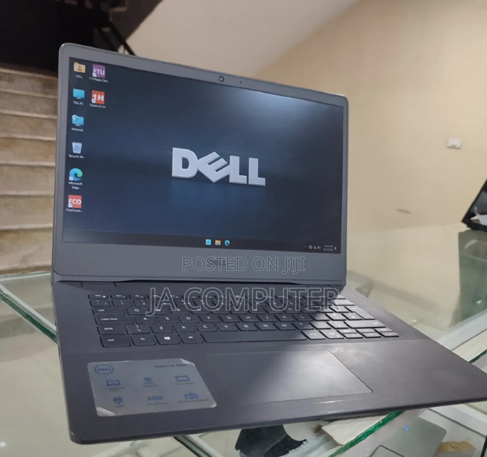 New Laptop Dell Vostro V13 8GB Intel Core I5 SSD 256GB