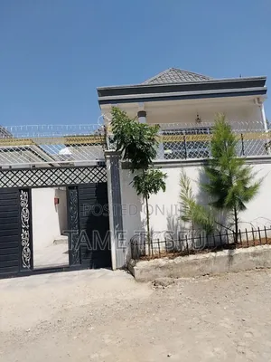 Furnished 3bdrm Villa in Kotobe, Yeka for sale