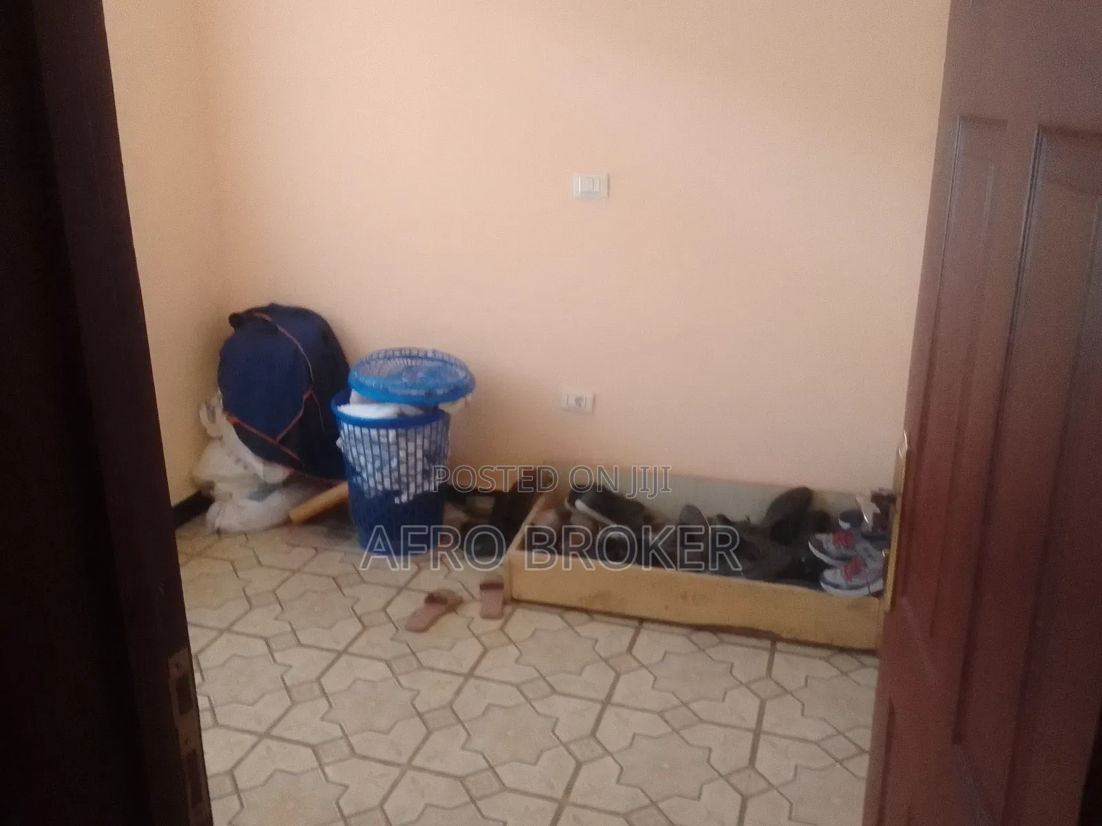 Furnished 2bdrm Condo in Sheger, Akaky Kaliti for sale