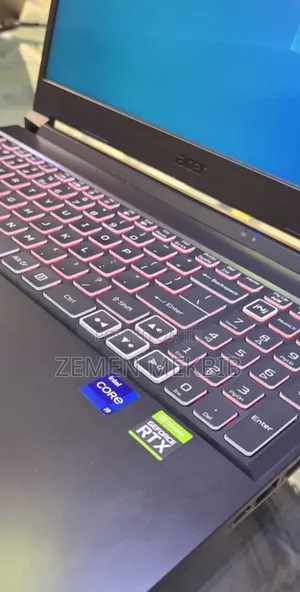 New Laptop Acer Predator Helios 300 16GB Intel Core I9 SSD 256GB