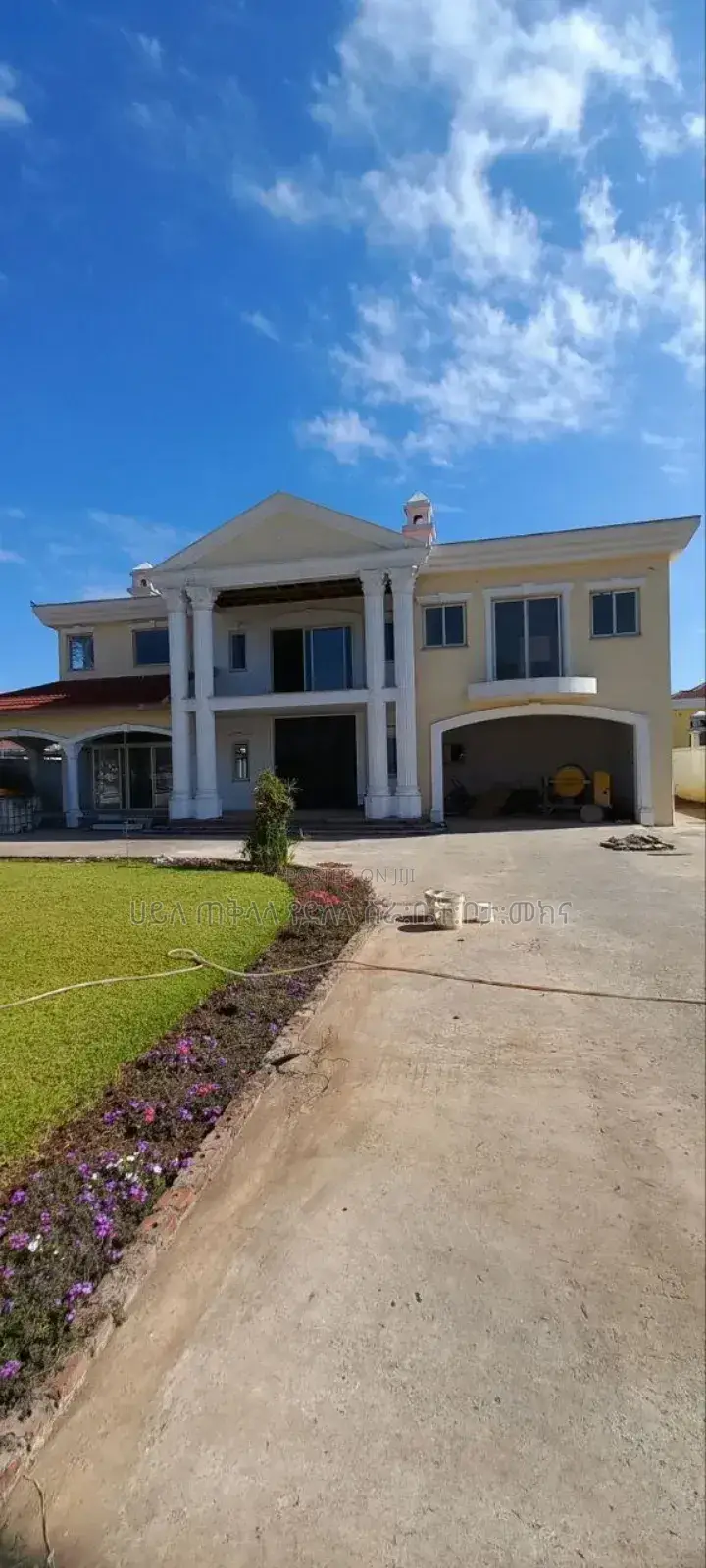 6bdrm House in Ccd Real State, Oromia-Finfinne for sale