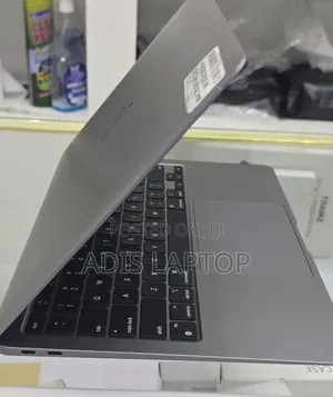 Photo - New Laptop Apple MacBook Air 2020 M1 8GB Apple M1 SSD 256GB