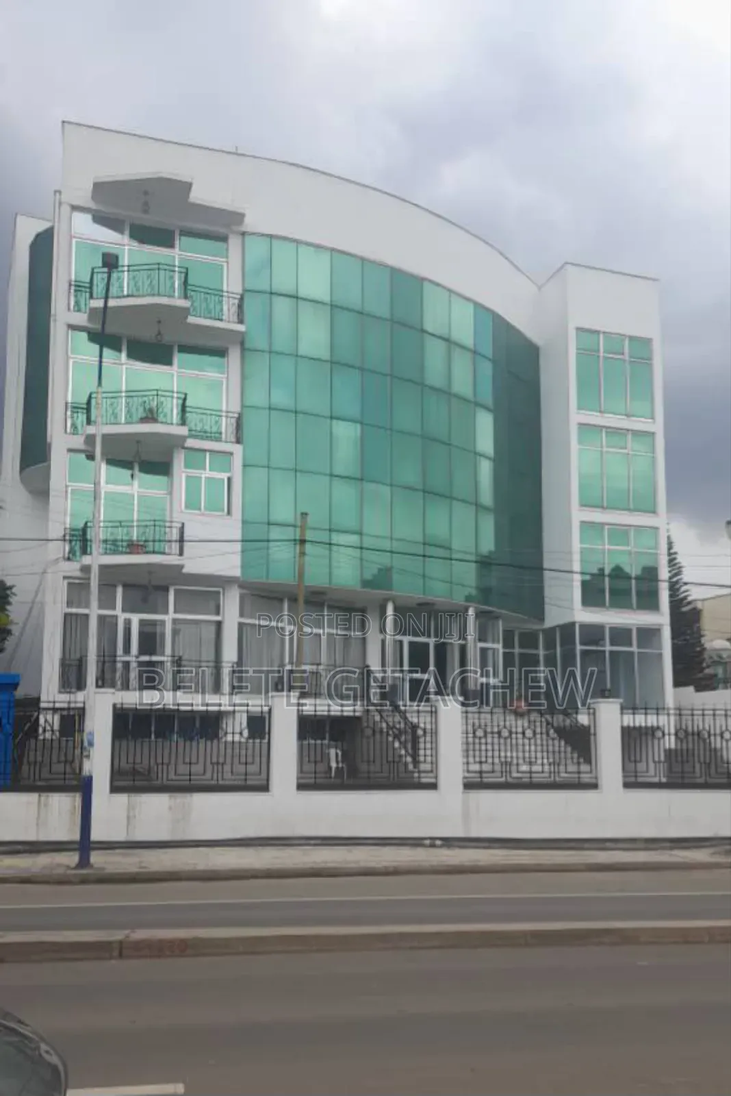 Torhayloch, B+G+4 Building for Sale 581sqm