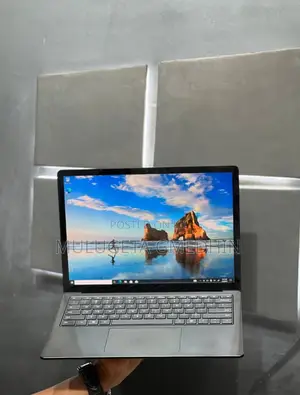 New Laptop Microsoft Surface 16GB Intel Core I7 SSD 512GB