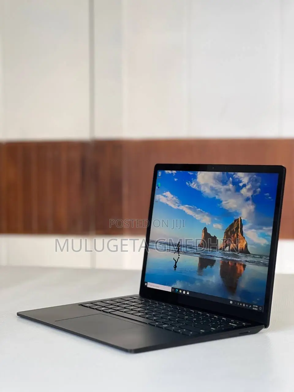 New Laptop Microsoft Surface 16GB Intel Core I7 SSD 512GB