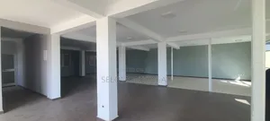 የሚሸጥ መጋዘን ጣፎ