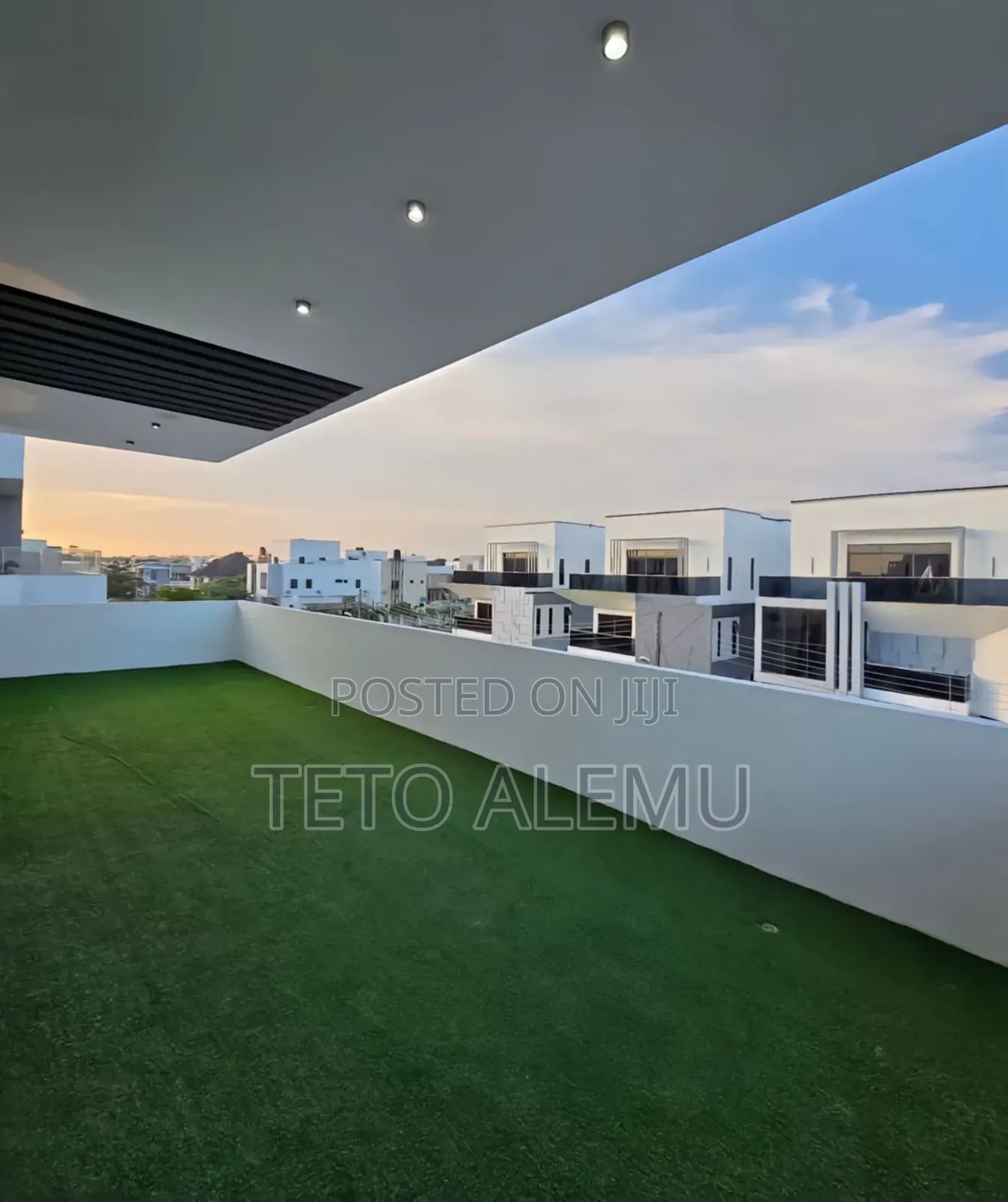 10bdrm House in 800 ካሬ 300 ሚሊዮን, Yeka for sale