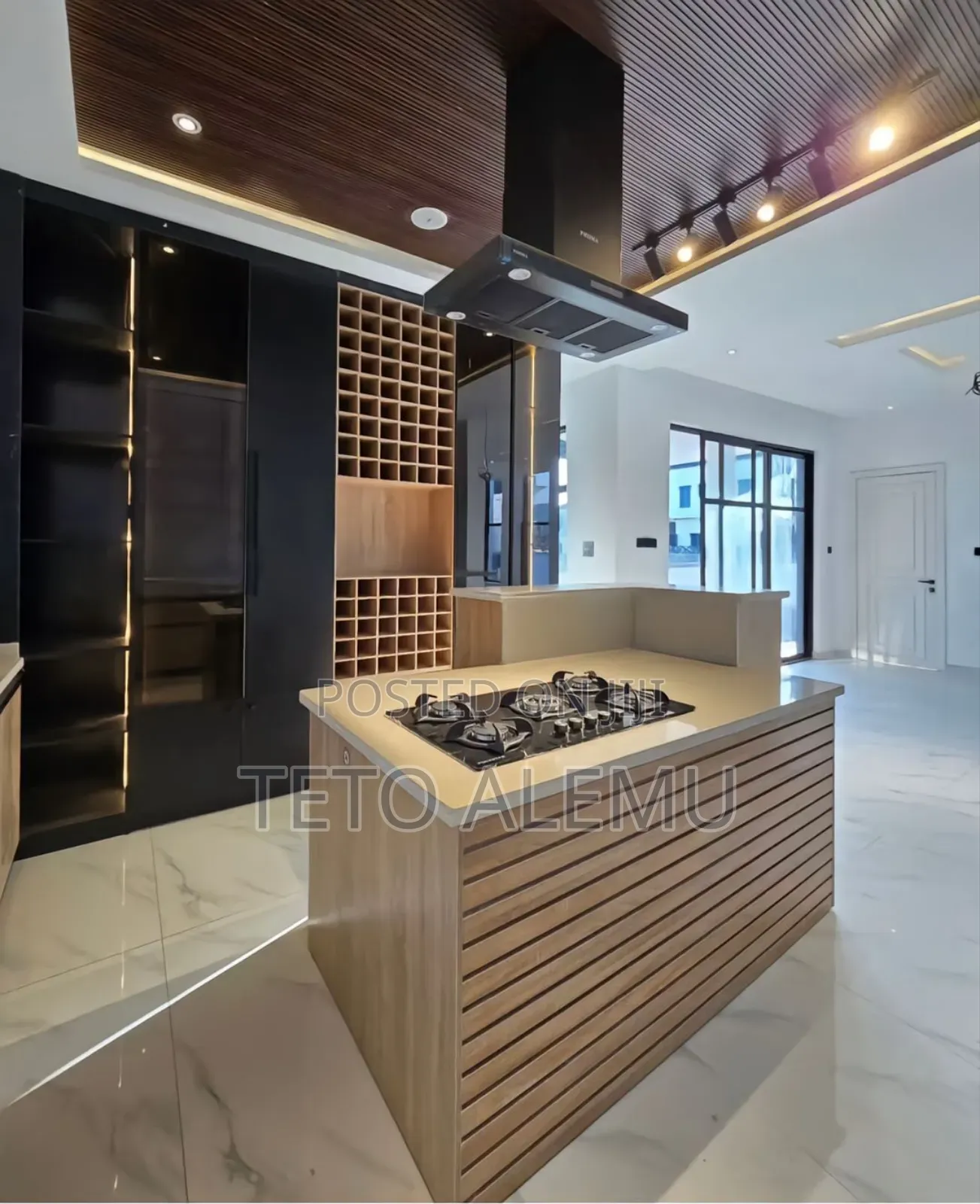 10bdrm House in 800 ካሬ 300 ሚሊዮን, Yeka for sale