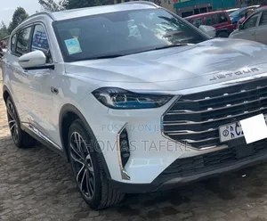 Jetour X70 Plus 1.6 7-Seater FWD 2022 White