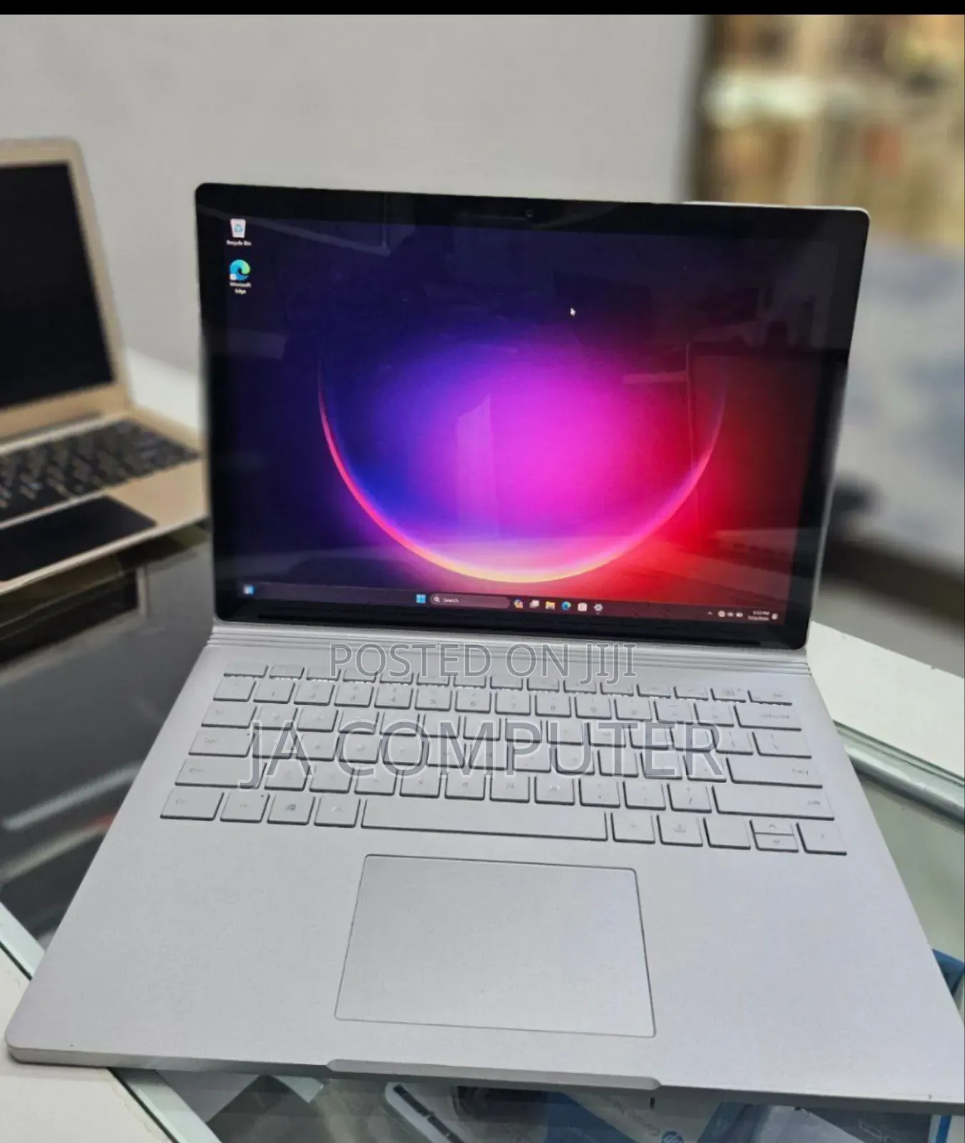 New Laptop Microsoft Surface Book 3 16GB Intel Core I7 SSD 256GB