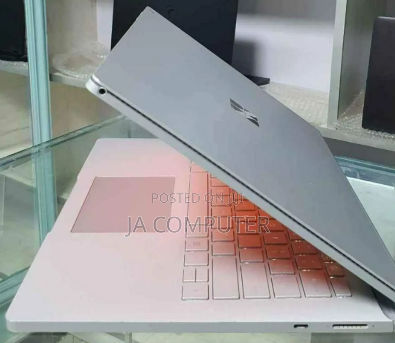 New Laptop Microsoft Surface Book 3 16GB Intel Core I7 SSD 256GB