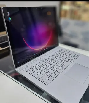 New Laptop Microsoft Surface Book 3 16GB Intel Core I7 SSD 256GB