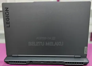 New Laptop Lenovo Y70 24GB Intel Core I5 SSD 1T