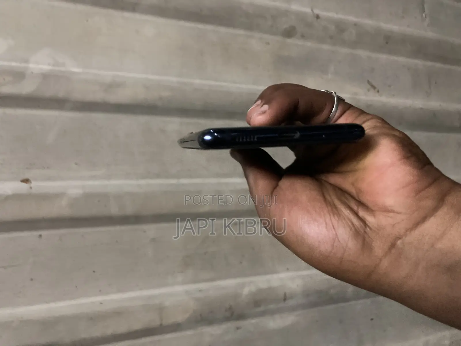 New Samsung Galaxy S20 FE 128 GB Blue