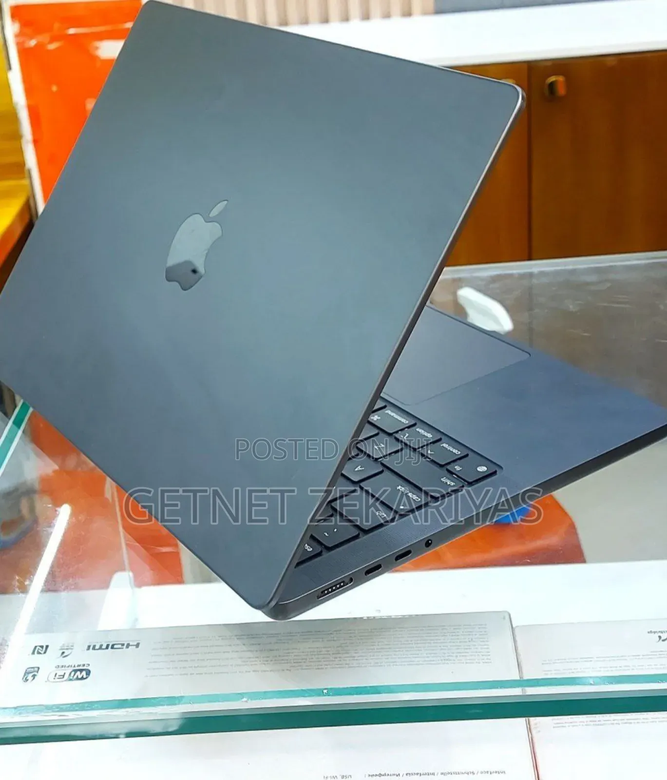 New Apple MacBook Pro 2023 M3 Pro 16-Inch 18GB Apple M3 SSD 512GB