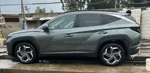 Hyundai Tucson Limited 2022 Green