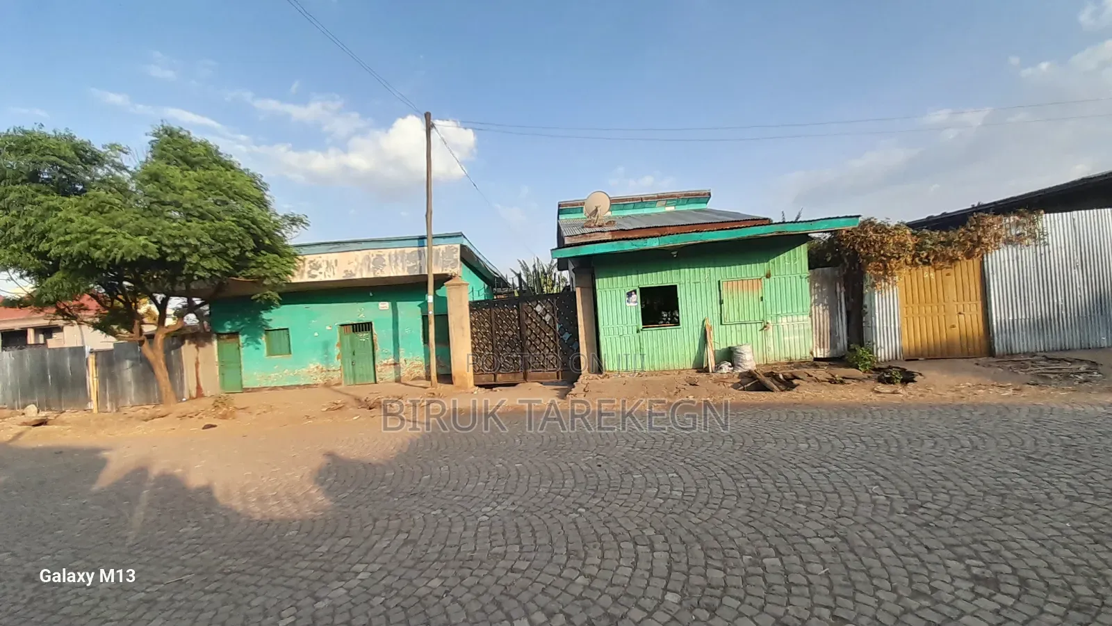 8bdrm House in Hadiya for sale