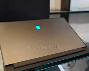 New Laptop Alienware M15 R3 32GB Intel Core I9 SSD 1T