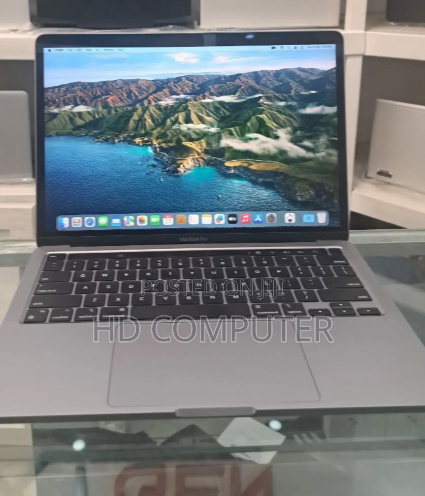 New Laptop Apple MacBook Pro 2019 8GB Intel Core I5 SSD 128GB